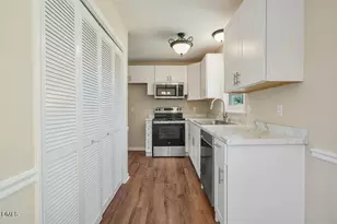 704 Wagstaff Rd, Fuquay Varina, NC 27526 - Photo 16