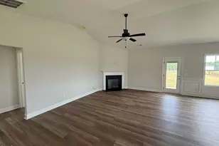 262 Pierre Dr, Benson, NC 27504 - Photo 2