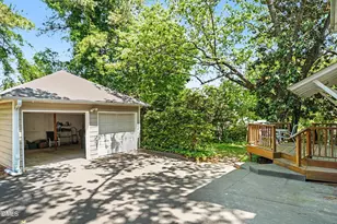 1710 Park Dr, Raleigh, NC 27605 - Photo 30