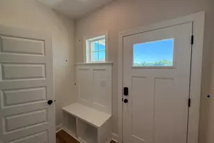 117 Margot Manor Dr, Benson, NC 27504 - Photo 2