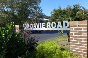 400 Davie Rd, Carrboro, NC 27510 - Photo 16