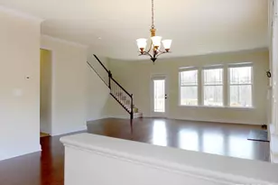 112 Bella Dr, Chapel Hill, NC 27516 - Photo 2