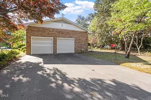 700 E Harnett St, Dunn, NC 28334 - Photo 4