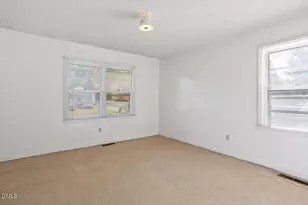 700 E Harnett St, Dunn, NC 28334 - Photo 24
