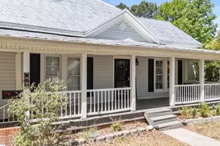 532 N O'Neil St, Clayton, NC 27520 - Photo 4