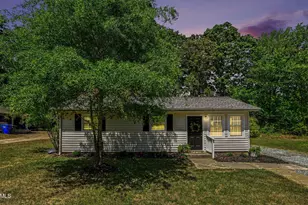 215 Torain St, Hillsborough, NC 27278 - Photo 20
