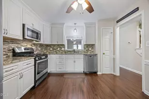 6219 Fountainhead Dr, Raleigh, NC 27609 - Photo 6