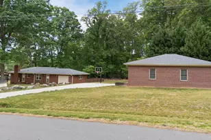 107 Edgewood Dr, Oxford, NC 27565 - Photo 32
