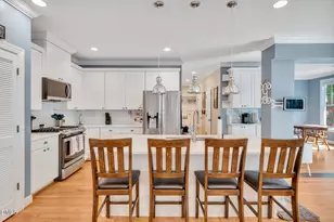 506 S Camellia St, Chapel Hill, NC 27516 - Photo 4
