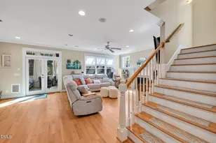 506 S Camellia St, Chapel Hill, NC 27516 - Photo 14