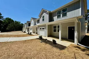 218 George St, Four Oaks, NC 27524 - Photo 4