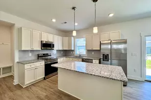 218 George St, Four Oaks, NC 27524 - Photo 6