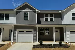 220 George St, Four Oaks, NC 27524 - Photo 1