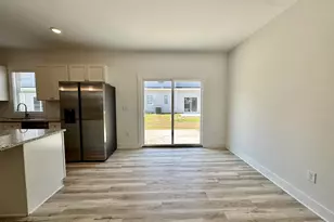 220 George St, Four Oaks, NC 27524 - Photo 8