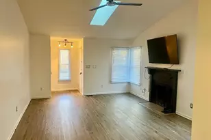102 Shotts Ct, Cary, NC 27511 - Photo 8