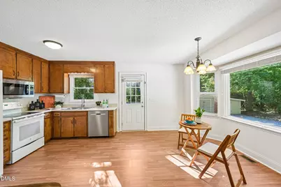 512 Rockvale Court, Benson, NC 27504 - Photo 6