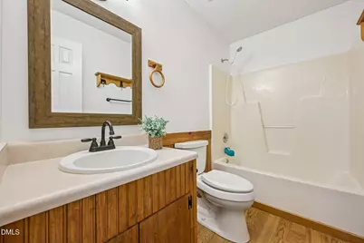 512 Rockvale Court, Benson, NC 27504 - Photo 12