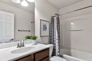 8215 Yaxley Hall Dr, Raleigh, NC 27616 - Photo 26