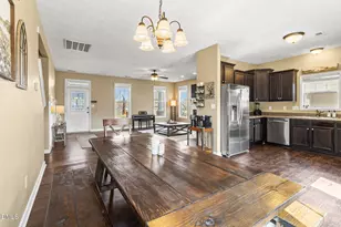 2245 Lakedale Dr, Fayetteville, NC 28306 - Photo 8