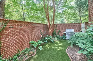 105 Village Gate Dr, Chapel Hill, NC 27514 - Photo 48