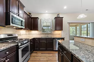382 Naples Ln, Clayton, NC 27527 - Photo 8