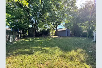 1402 S Williams Street, Henderson, NC 27536 - Photo 22