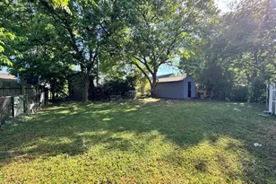 1402 S Williams St, Henderson, NC 27536 - Photo 22