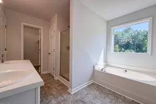 153 Sommerset Dr, Clayton, NC 27520 - Photo 16