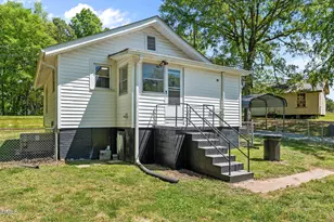 3373 Maple Ave, Burlington, NC 27215 - Photo 6