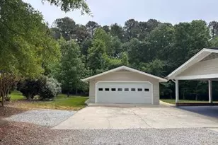 5201 Pine Dr, Raleigh, NC 27606 - Photo 4