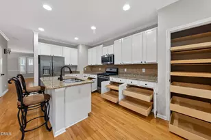 7207 Doverton Ct, Raleigh, NC 27615 - Photo 6