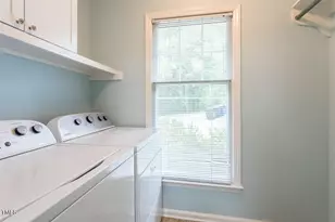 829 Edwards St, Chapel Hill, NC 27516 - Photo 10