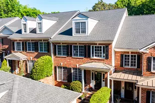 830 Gaston Wood Ct, Raleigh, NC 27605 - Photo 2