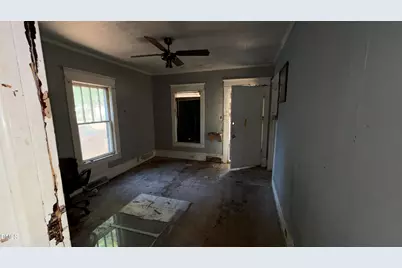 1106 N Guthrie Avenue, Durham, NC 27703 - Photo 2