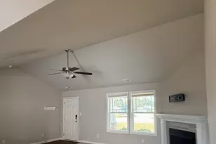 227 Beaver Tavern Dr, Benson, NC 27504 - Photo 4