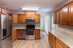 102 Lakeside Farm Rd, Zebulon, NC 27597 - Photo 8