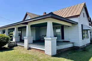 2880 Grantham School Rd, Mount Olive, NC 28365 - Photo 2