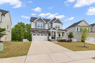 431 Forestview Crst Wy, Fuquay-Varina, NC 27526 - Photo 2