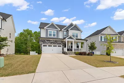 431 Forestview Crest Way, Fuquay Varina, NC 27526 - Photo 2