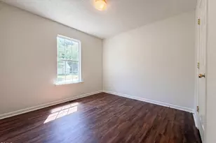 301 Hocutt Dr, Clayton, NC 27520 - Photo 10