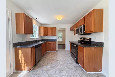 301 Hocutt Drive, Clayton, NC 27520 - Photo 2