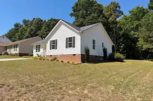 301 Hocutt Dr, Clayton, NC 27520 - Photo 16