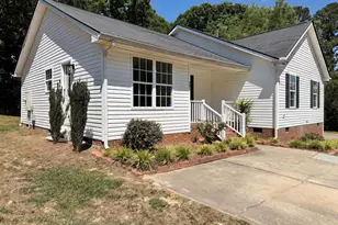 301 Hocutt Dr, Clayton, NC 27520 - Photo 18