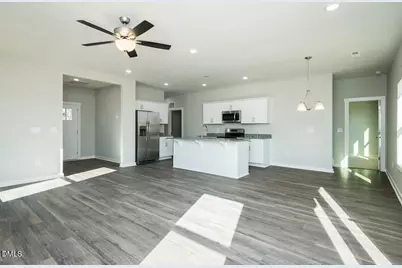 114 Chester Place, Pikeville, NC 27863 - Photo 14