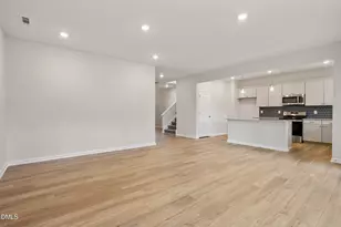 439 White Oak Gdn Wy, Garner, NC 27529 - Photo 4