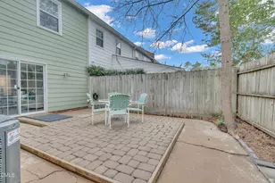 1330 Garden Crest Cir, Raleigh, NC 27609 - Photo 20