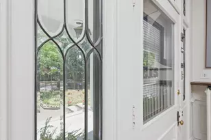 215 Hillcrest Rd, Raleigh, NC 27605 - Photo 18
