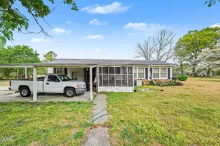 1421 Seabrook School Rd, Fayetteville, NC 28312 - Photo 8