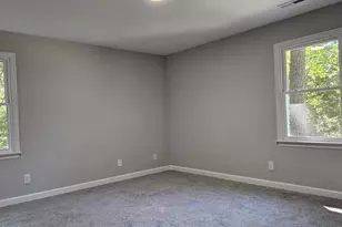 5906 Applewood Ln, Raleigh, NC 27609 - Photo 8
