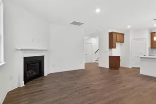 172 Prairie Wolf St, Sanford, NC 27330 - Photo 10